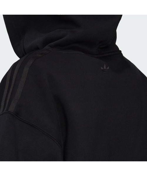 adidas（アディダス）の「トレフォイルグラフィック 刺しゅうパーカー / アディダスオリジナルス（パーカー・レディース・ベージュ/ブラック/ホワイト・MEDIUM/SMALL/XX-LARGE/LARGE/X-LARGE/X-SMALL）」の20枚目の写真