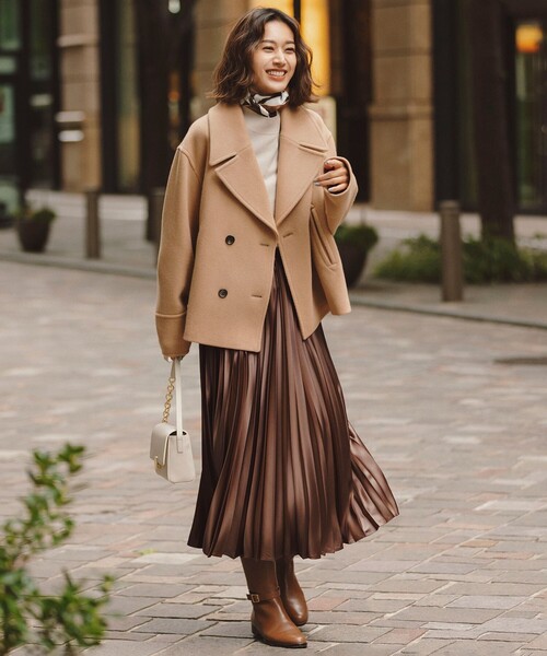 23区（ニジュウサンク）の「ヘリンボーン ショート ピーコート（ピーコート・レディース・ネイビー系/黄土色系・32）」の14枚目の写真