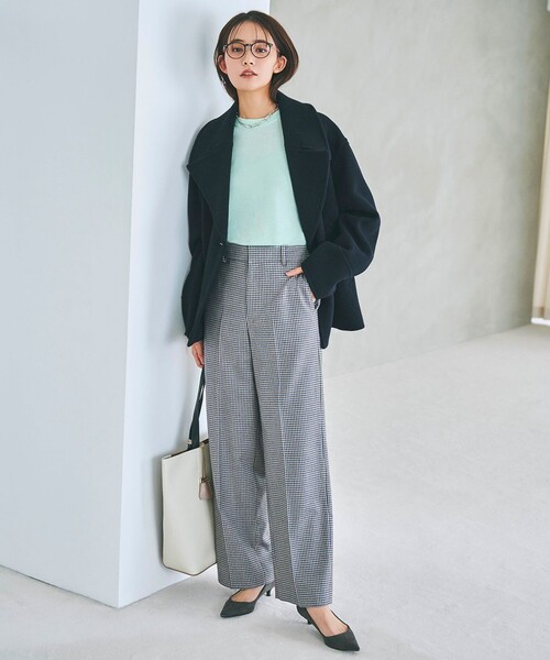 23区（ニジュウサンク）の「ヘリンボーン ショート ピーコート（ピーコート・レディース・ネイビー系/黄土色系・32）」の3枚目の写真