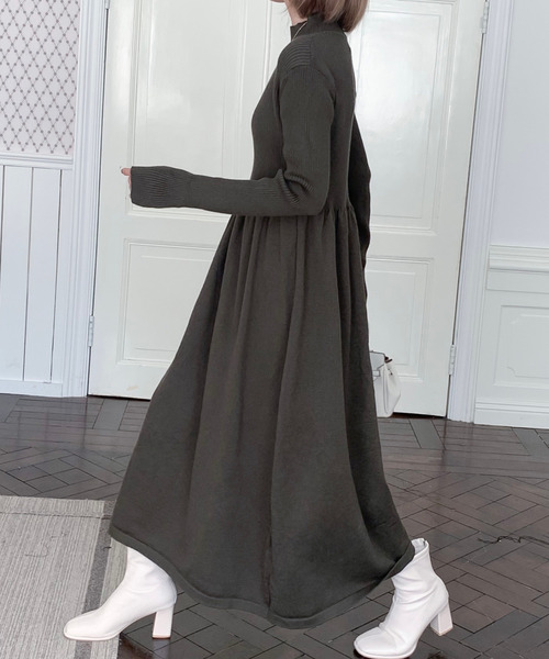 BANNER SELECT(バナーセレクト)の「ハイネックリブニット切り替えワンピース(ワンピース・レディース・ブルーグレー/ブラック/カーキ/ボルドー/ベージュ/グレー・L/M/S)」の18枚目の写真