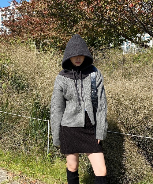 by muni:r（バイ ムニール）の「フードストリングバラクラバ（キャップ・レディース・ブラック/アイボリー/チャコール/ベージュ・ONE SIZE）」の8枚目の写真