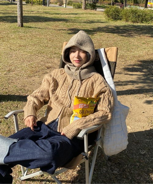 by muni:r（バイ ムニール）の「フードストリングバラクラバ（キャップ・レディース・ブラック/アイボリー/チャコール/ベージュ・ONE SIZE）」の15枚目の写真