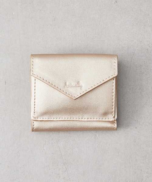 Actually(アクチュアリー)の「カウレザー ミニウォレット(財布・レディース・グレイッシュベージュ/ゴールド/イエロー/ラベンダー・フリー)」の22枚目の写真