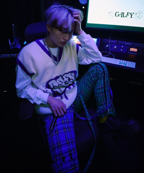 GALFY(ガルフィー)の「GALFY/ガルフィー わんわん落書きチョッキ(ベスト・メンズ・ホワイト/ブラック/パープル・L/XL)」の14枚目の写真