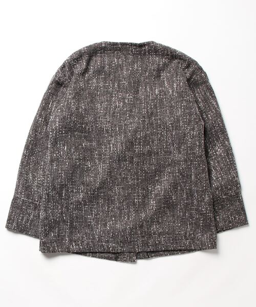 KOBE LETTUCE（コウベレタス）の「ゴールドボタンツイードジャケット（ノーカラージャケット・レディース・ブラック/オフホワイト・FREE）」の3枚目の写真