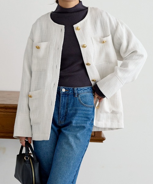 KOBE LETTUCE（コウベレタス）の「ゴールドボタンツイードジャケット（ノーカラージャケット・レディース・ブラック/オフホワイト・FREE）」の6枚目の写真
