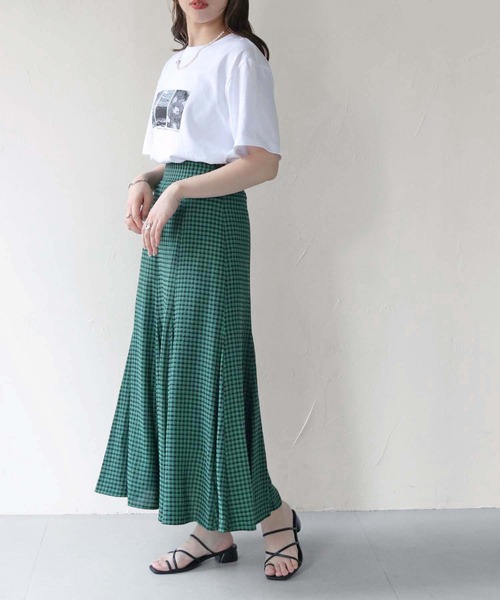 HER CLOSET（ハークローゼット）の「【shemoshelly】WEB限定モノクロフォトプリントロゴTシャツ（Tシャツ/カットソー・レディース・ホワイト/ホワイト系その他・S/M/L）」の22枚目の写真