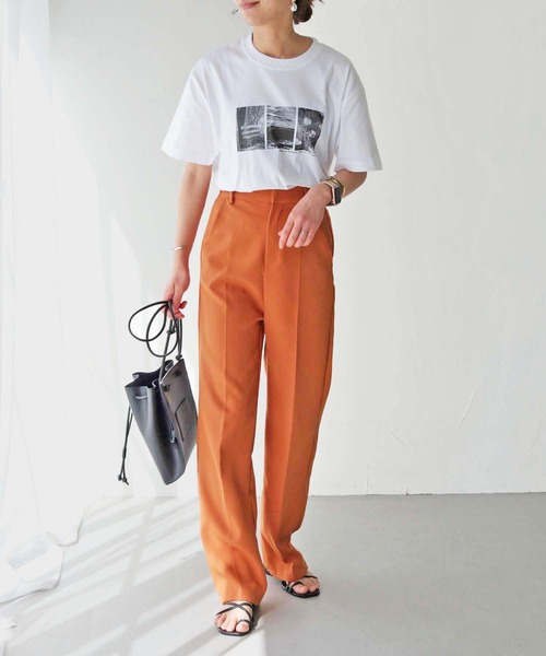 HER CLOSET（ハークローゼット）の「【shemoshelly】WEB限定モノクロフォトプリントロゴTシャツ（Tシャツ/カットソー・レディース・ホワイト/ホワイト系その他・S/M/L）」の17枚目の写真