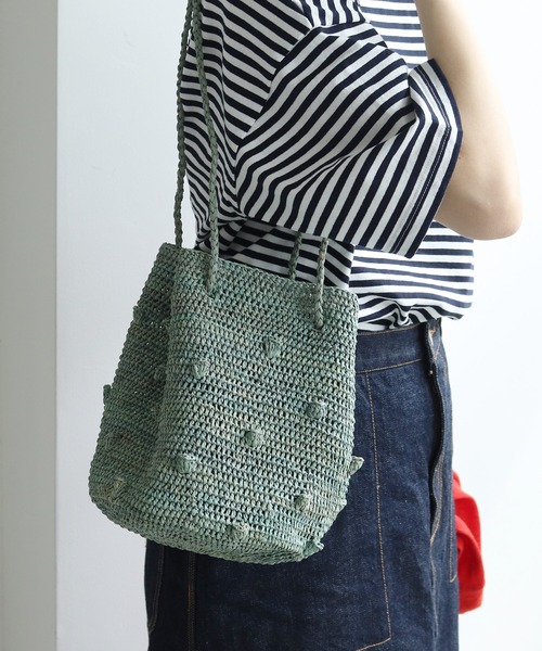 PAR ICI（パーリッシィ）の「【WEB別注】ラフィアかぎ編み ポップコーンドットカゴBAG（かごバッグ・レディース・アイボリー/ピンク/グリーン・FREE）」の3枚目の写真