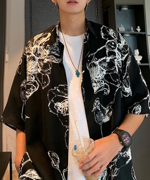 MGV(エムジーヴィー)の「フラワーデザインハーフスリーブシャツ(シャツ/ブラウス・メンズ・ホワイト/ブラック・LARGE/MEDIUM/X-LARGE)」の5枚目の写真
