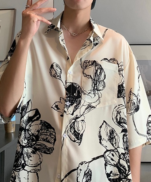 MGV(エムジーヴィー)の「フラワーデザインハーフスリーブシャツ(シャツ/ブラウス・メンズ・ホワイト/ブラック・LARGE/MEDIUM/X-LARGE)」の6枚目の写真