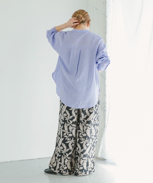 ITEMS URBANRESEARCH（アイテムズ アーバンリサーチ）の「シアーポケットシャツ（シャツ/ブラウス・レディース・ブラック/ホワイト/ブルー・FREE）」の14枚目の写真