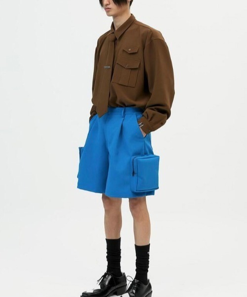 ESC STUDIO（イーエスシースタジオ）の「【ESC STUDIO/イーエスシースタジオ】multi pocket shorts/ ポケット ショーツ ハーフパンツ（カーゴパンツ・メンズ・ブラック/ブルー・01/02）」の5枚目の写真