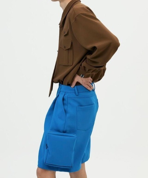 ESC STUDIO（イーエスシースタジオ）の「【ESC STUDIO/イーエスシースタジオ】multi pocket shorts/ ポケット ショーツ ハーフパンツ（カーゴパンツ・メンズ・ブラック/ブルー・01/02）」の16枚目の写真
