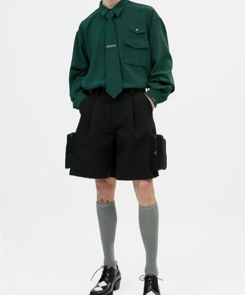 ESC STUDIO（イーエスシースタジオ）の「【ESC STUDIO/イーエスシースタジオ】multi pocket shorts/ ポケット ショーツ ハーフパンツ（カーゴパンツ・メンズ・ブラック/ブルー・01/02）」の15枚目の写真