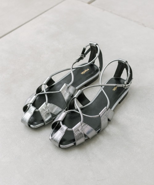mystic（ミスティック）の「クロスサンダル（サンダル・レディース・シルバー/ブラック・38/36/37）」の2枚目の写真