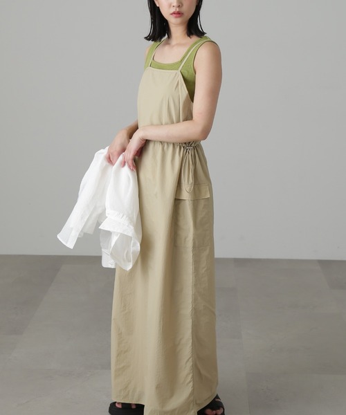 FREE'S MART（フリーズマート）の「◆ウエストドロストミリタリージャンパースカート（ワンピース・レディース・ベージュ/ブラック・FREE）」の8枚目の写真