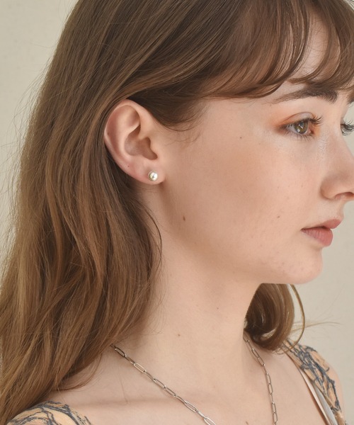 LHME（エルエイチエムイー）の「【WEB限定】”MELLOW”パールキャッチピアス/ボール/サージカルステンレス（金属アレルギー対応）【LHME / エルエイチエムイー】（ピアス（両耳用）・レディース・シルバー/ゴールド・ONE SIZE）」の18枚目の写真