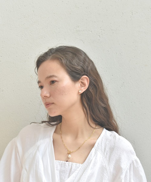 LHME（エルエイチエムイー）の「【WEB限定】”MELLOW”パールキャッチピアス/ボール/サージカルステンレス（金属アレルギー対応）【LHME / エルエイチエムイー】（ピアス（両耳用）・レディース・シルバー/ゴールド・ONE SIZE）」の16枚目の写真