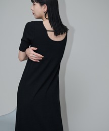 カップ付きハーフスリーブロングワンピース