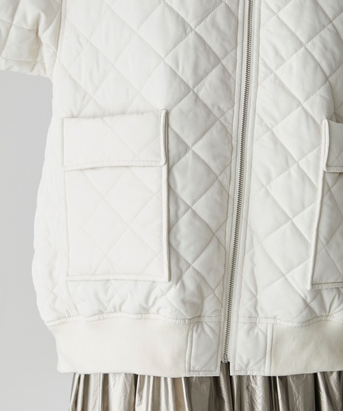 forksy.(フォルクシー)の「【forksy.】ダイヤキルティングパフィーミドルジャケット(ブルゾン・レディース・ブラック/カーキ/アイボリー・FREE)」の5枚目の写真