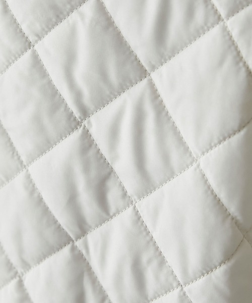 forksy.(フォルクシー)の「【forksy.】ダイヤキルティングパフィーミドルジャケット(ブルゾン・レディース・ブラック/カーキ/アイボリー・FREE)」の10枚目の写真