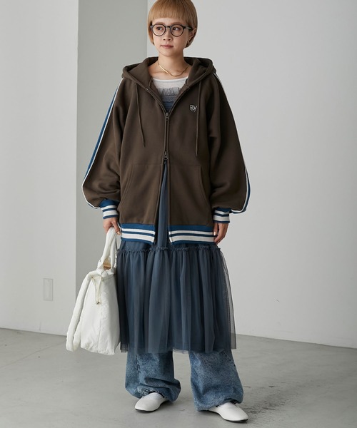 forksy.(フォルクシー)の「【forksy.】ナイロンパフィーショルダーバッグ(ショルダーバッグ・レディース・オフホワイト/ブラック/ブルー/ピンク・FREE)」の19枚目の写真