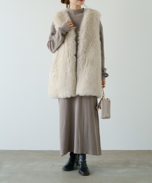 PUAL CE CIN（ピュアルセシン）の「ワッフルニットハイネックワンピース（ワンピース・レディース・グレイッシュベージュ/グレー/ブラック/オレンジ・FREE）」の22枚目の写真