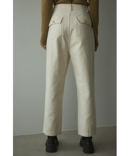 BLACK BY MOUSSY（ブラックバイマウジー）の「baker pants(ベイカーパンツ)（カーゴパンツ・レディース・カーキ/オフホワイト/ブラック・2/1）」の22枚目の写真