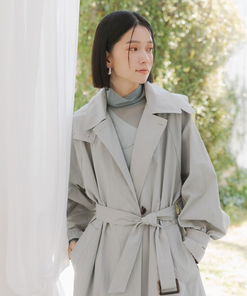 Doux archives（ドゥアルシーヴ）の「フーディーロングトレンチコート