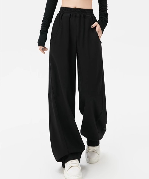 Vipoa（ヴィポア）の「ラインベーシックスウェットパンツ（スウェットパンツ・レディース・アイボリー/ブラック/グレー・FREE）」の4枚目の写真