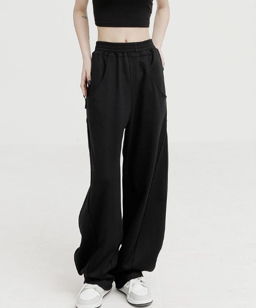 Vipoa（ヴィポア）の「ラインベーシックスウェットパンツ（スウェットパンツ・レディース・アイボリー/ブラック/グレー・FREE）」の9枚目の写真