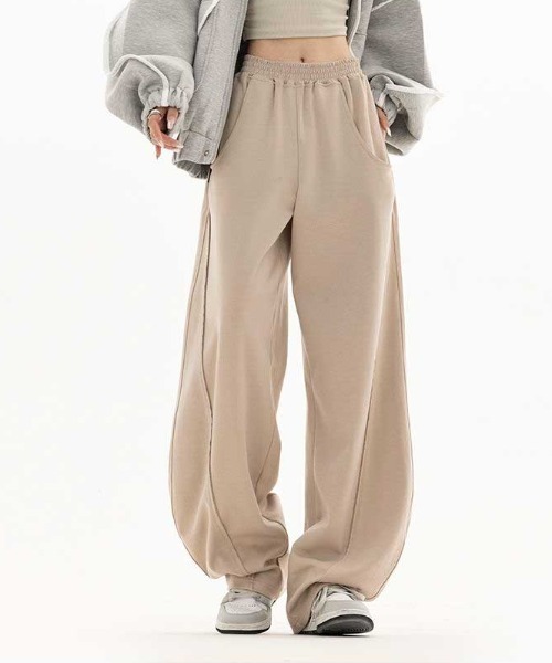 Vipoa（ヴィポア）の「ラインベーシックスウェットパンツ（スウェットパンツ・レディース・アイボリー/ブラック/グレー・FREE）」の13枚目の写真