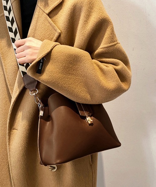 Miniministore(ミニミニストア)の「ショルダーバッグ 斜めがけ バケツバッグ(ショルダーバッグ・レディース・ブラック/ダークブラウン/ブラウン/ホワイト・フリー)」の4枚目の写真