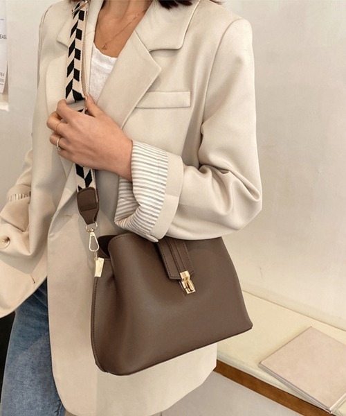 Miniministore(ミニミニストア)の「ショルダーバッグ 斜めがけ バケツバッグ(ショルダーバッグ・レディース・ブラック/ダークブラウン/ブラウン/ホワイト・フリー)」の21枚目の写真