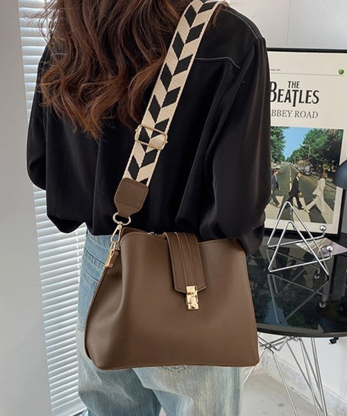 Miniministore(ミニミニストア)の「ショルダーバッグ 斜めがけ バケツバッグ(ショルダーバッグ・レディース・ブラック/ダークブラウン/ブラウン/ホワイト・フリー)」の20枚目の写真