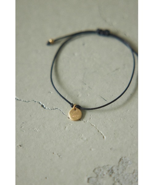 BLACK BY MOUSSY(ブラックバイマウジー)の「plate bracelet(プレートブレスレット)(ブレスレット・レディース・レッド/ブラック/ホワイト・FREE)」の3枚目の写真