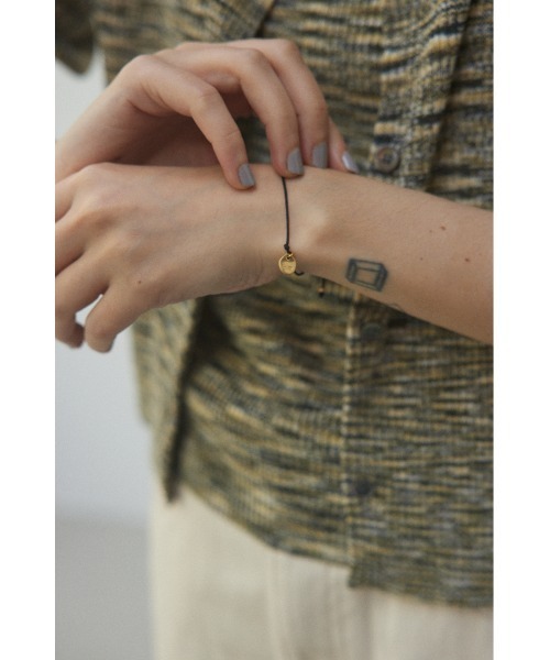 BLACK BY MOUSSY(ブラックバイマウジー)の「plate bracelet(プレートブレスレット)(ブレスレット・レディース・レッド/ブラック/ホワイト・FREE)」の9枚目の写真