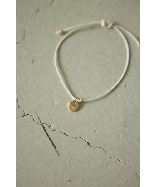 BLACK BY MOUSSY(ブラックバイマウジー)の「plate bracelet(プレートブレスレット)(ブレスレット・レディース・レッド/ブラック/ホワイト・FREE)」の16枚目の写真