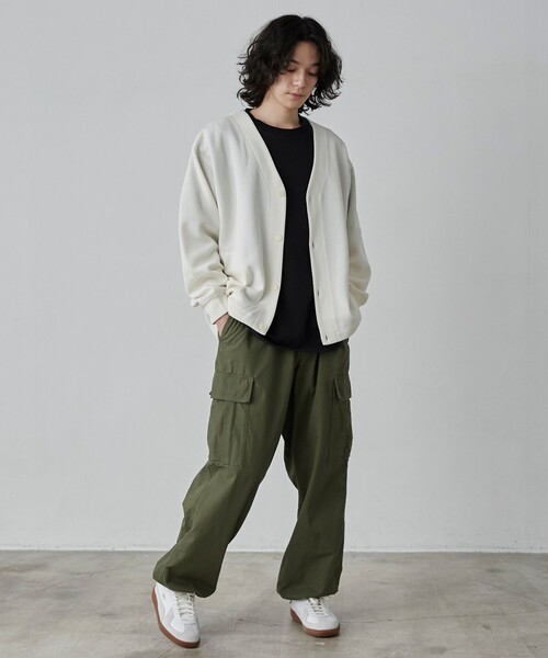 coen（コーエン）の「【RIB TECHシリーズ】ライトVネックカーディガン（カーディガン/ボレロ・メンズ・ネイビー/オフホワイト/ブラック/ベージュ・S/M/L/XL）」の19枚目の写真