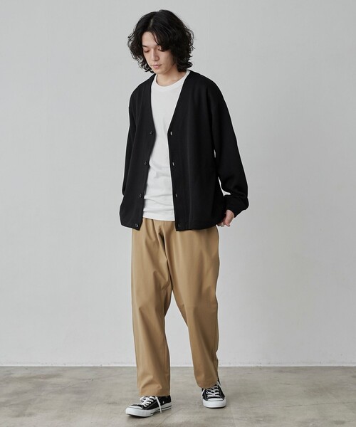 coen（コーエン）の「【RIB TECHシリーズ】ライトVネックカーディガン（カーディガン/ボレロ・メンズ・ネイビー/オフホワイト/ブラック/ベージュ・S/M/L/XL）」の20枚目の写真