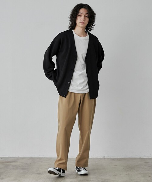 coen（コーエン）の「【RIB TECHシリーズ】ライトVネックカーディガン（カーディガン/ボレロ・メンズ・ネイビー/オフホワイト/ブラック/ベージュ・S/M/L/XL）」の22枚目の写真