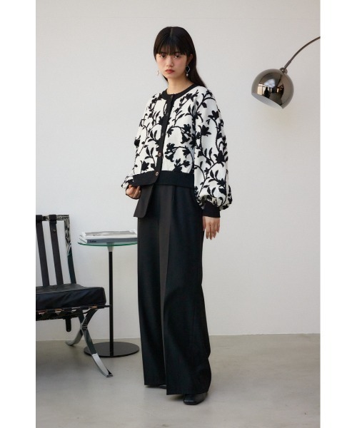 ▪️sioさま専用▪️【BULUGiRL】蝶と花　カーディガン　2点セット ScoLar（スカラー）の「133747：蝶柄ニットカーディガン（カーディガン