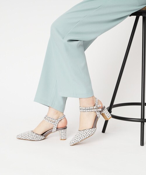 ESPERANZA(エスペランサ)の「アンクルストラップ付ツイードセパレートパンプス 24SS(パンプス・レディース・ホワイト系3/ブラック系2/ベージュ系2/ピンク系7・M/L/LL/S)」の10枚目の写真