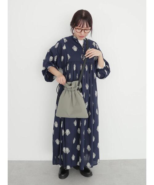 CRAFT STANDARD BOUTIQUE(クラフトスタンダードブティック)の「ボンディングパフ巾着ショルダーバッグ(ショルダーバッグ・レディース・ベージュ/カーキ/ブラック・FREE)」の9枚目の写真