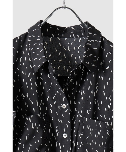 【新品未使用】CHIGNON プリント柄シャツコンビネゾン オールインワン完売品 CHIGNON プリント柄シャツコンビネゾン