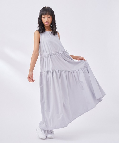 NERGY（ナージー）の「【Water proof】撥水 & UV ドロストロングワンピース（ワンピース・レディース・ライトグレー/ブラック・FREE）」の21枚目の写真