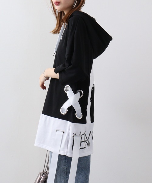RE730（アールイーセブンサーティー）の「Lace-up dolman T-shirt hoodie / レースアップドルマンTシャツパーカー unisex（パーカー・メンズ・ホワイト/ブラック・XL/M/L）」の4枚目の写真