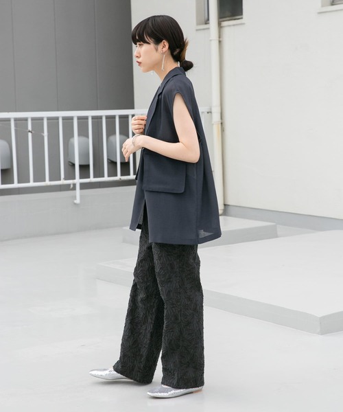 KBF（ケイビーエフ）の「シアーカットJQストレートパンツ（その他パンツ・レディース・チャコールグレー/アイボリー・ONE）」の15枚目の写真