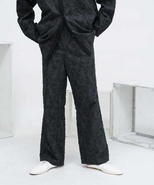 KBF（ケイビーエフ）の「シアーカットJQストレートパンツ（その他パンツ・レディース・チャコールグレー/アイボリー・ONE）」の17枚目の写真